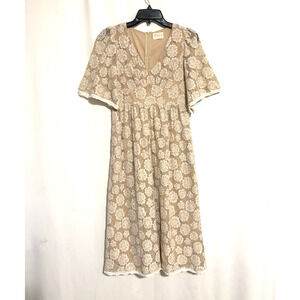 Bella Ella Dress Small Fit Flare Beige Floral Neutral Spring